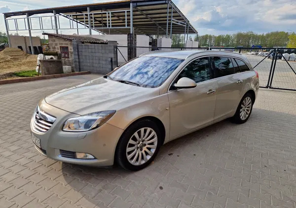 samochody osobowe Opel Insignia cena 25400 przebieg: 185683, rok produkcji 2011 z Luboń